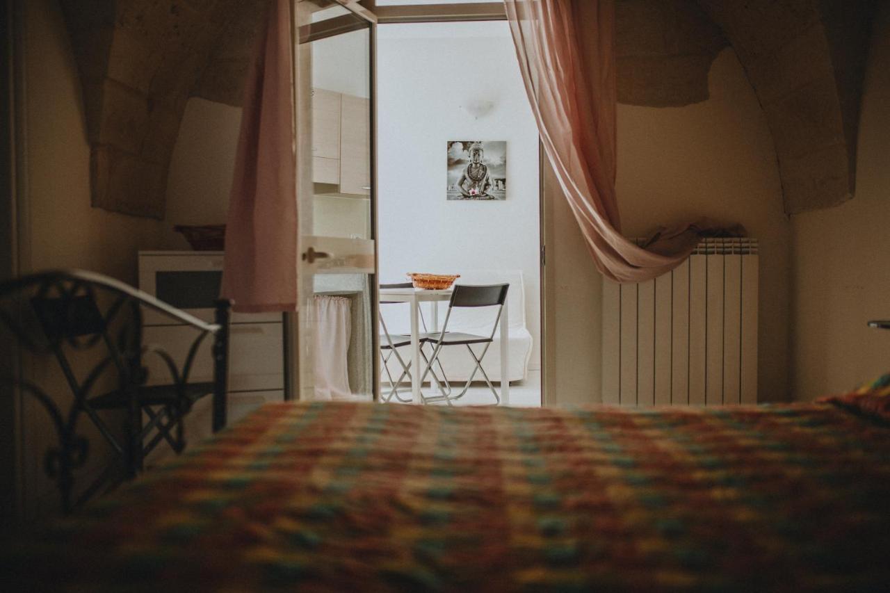 Le Camporelle In Citta Bed and Breakfast Lecce Exterior foto